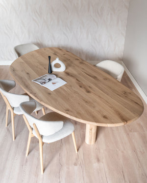 Eettafel eikenhout organisch Rondo