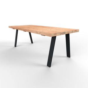 Rechthoekige douglas tuintafel zwarte stalen trapezium poten