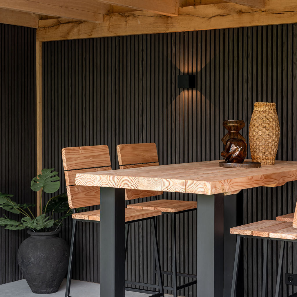 Douglas bartafel met stalen U-poten zwart